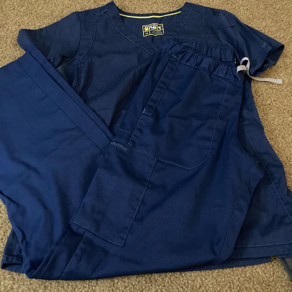 scrub set